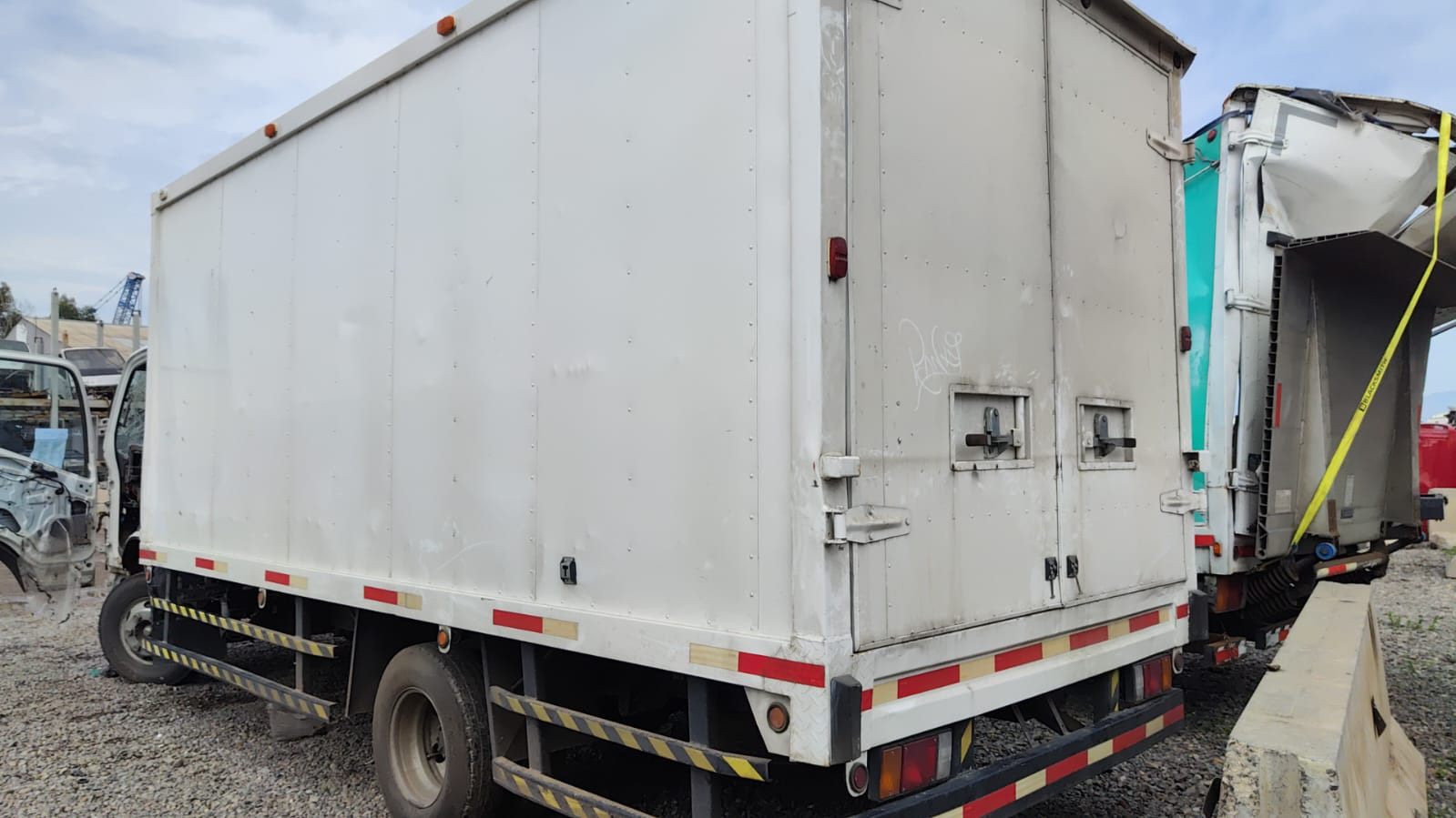  Chevrolet NPR 2015    EN DESARME